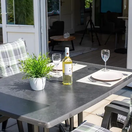 Jamies Nu Met Airco * Warmenhuizen